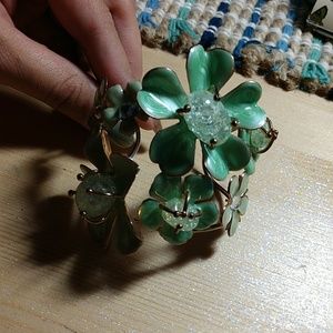 Floral cuff bracelet